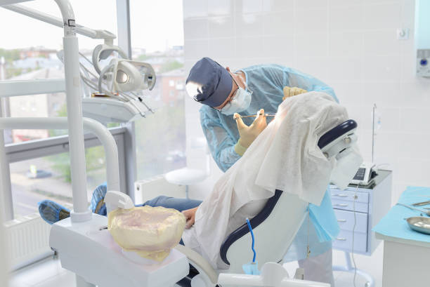 Best Emergency Tooth Extraction in Madison Center, CT